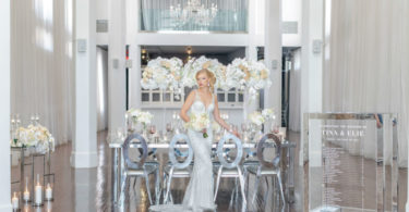 Luxe & Modern Mirror Wedding Inspiration